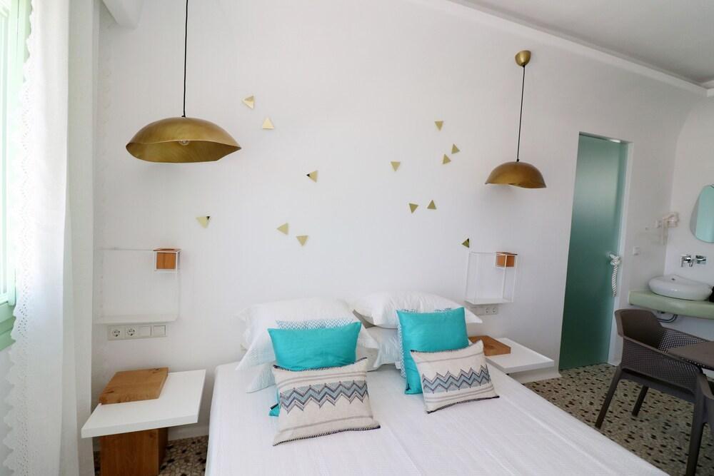 Naxos City Depis Luxury Suites מראה חיצוני תמונה